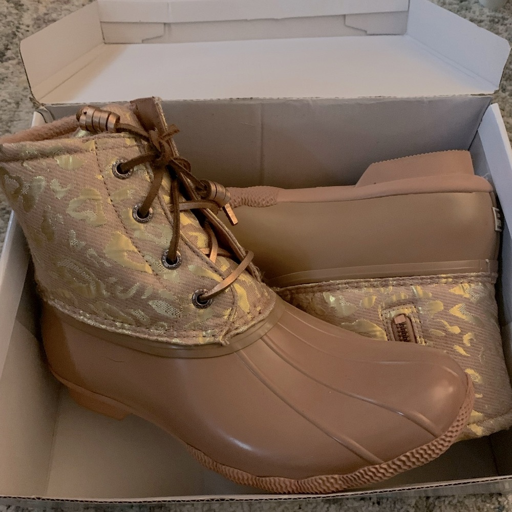 Sperry Duck Boots (Rose Gold)